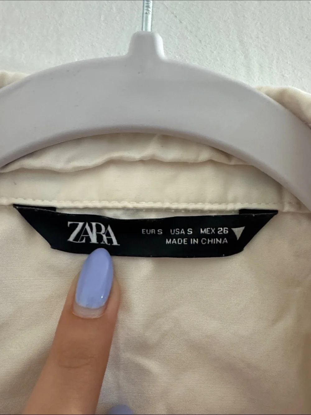 Zara Cream Sleeveless Zip-Front Utility Vest - Picture 2 of 3